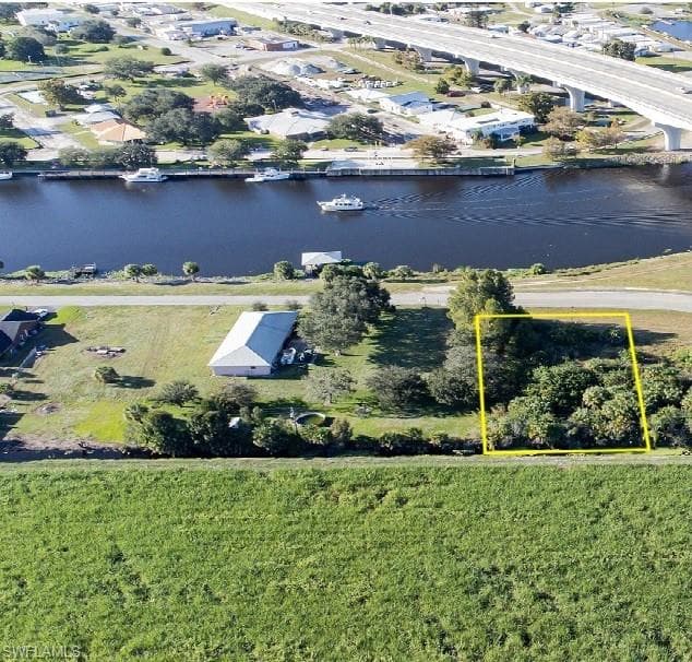 Lot 19 River RD MOORE HAVEN, FL 33471