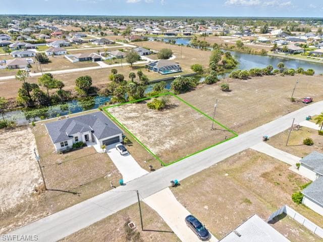 3916 NE 15th AVE CAPE CORAL, FL 33909
