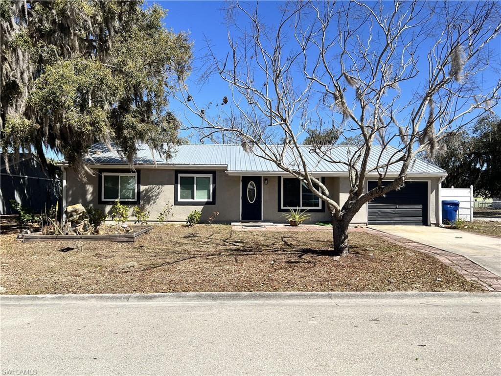 4040 S Edgewater CIR LABELLE, FL 33935