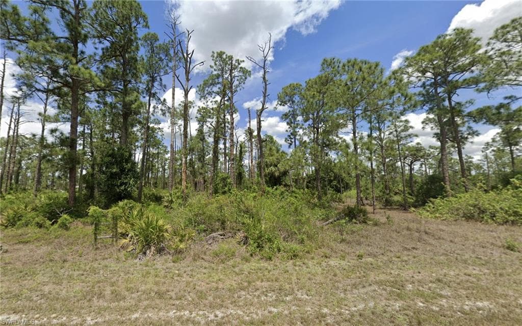 3703 E 7th ST LEHIGH ACRES, FL 33972