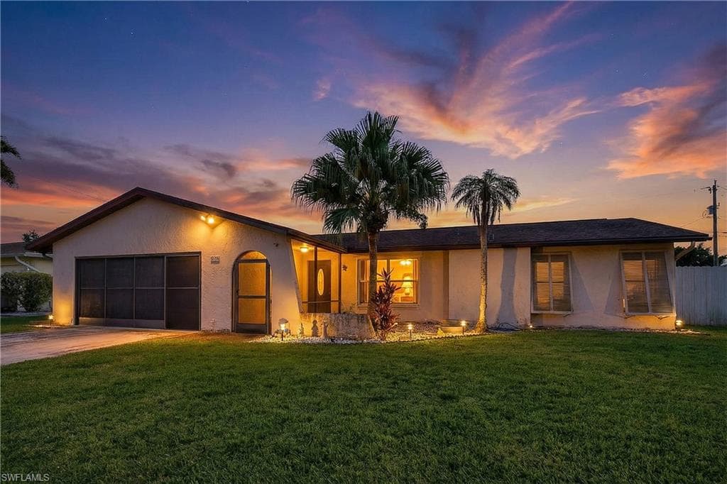 908 SE 21st TER CAPE CORAL, FL 33990