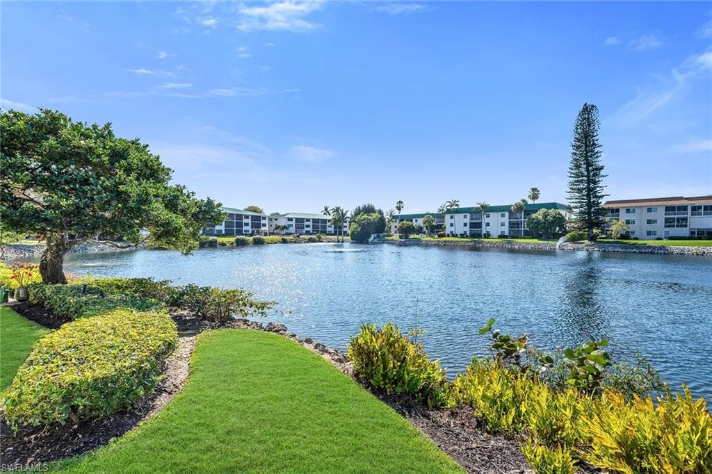 3055 Riviera DR 102 NAPLES, FL 34103