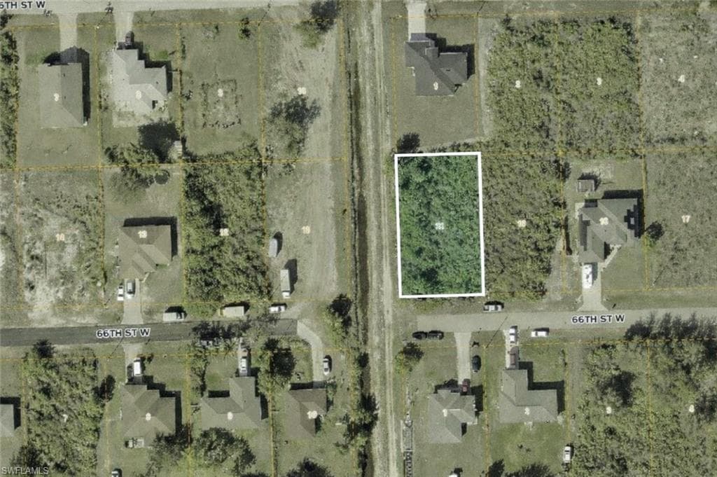 2718 66th ST W LEHIGH ACRES, FL 33971