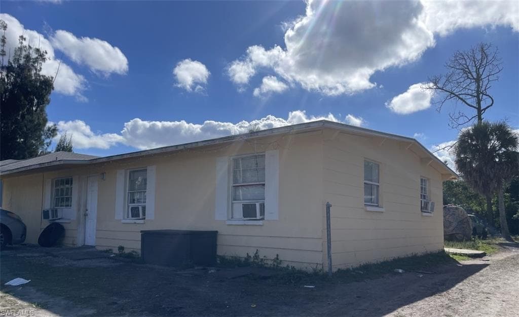 116 Lucille AVE FORT MYERS, FL 33916