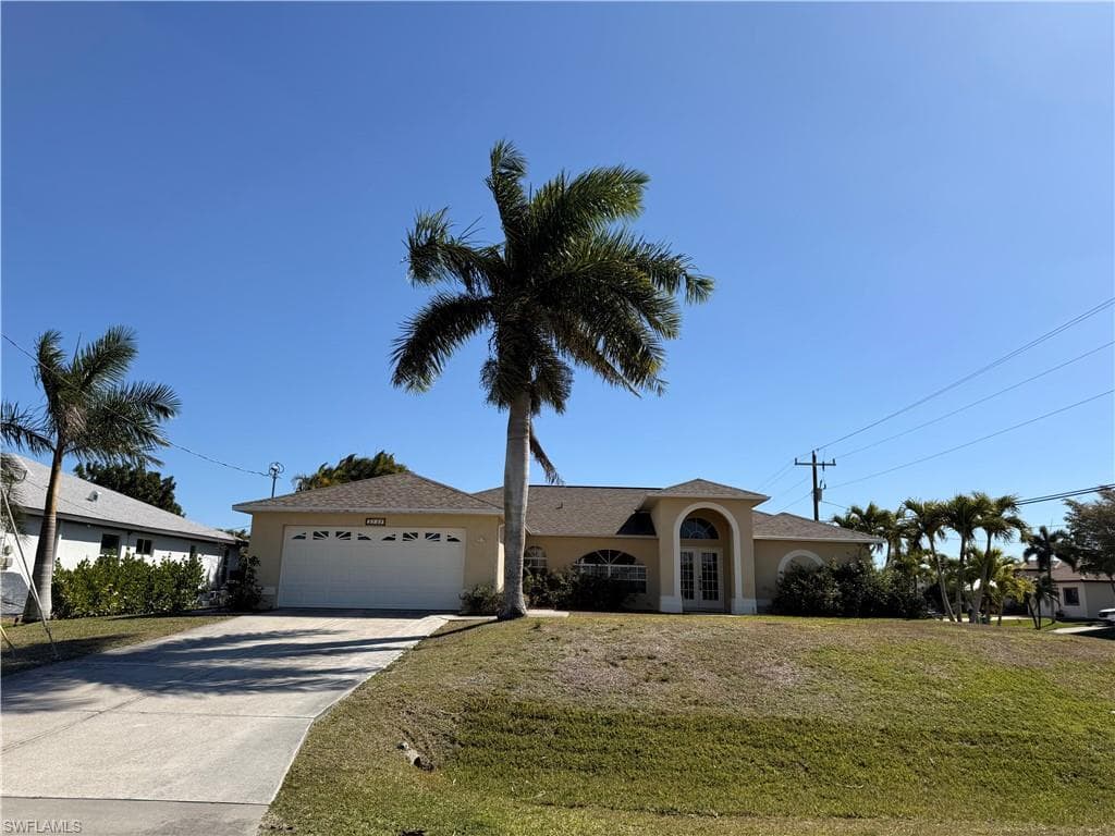 3737 12th PL CAPE CORAL, FL 33914