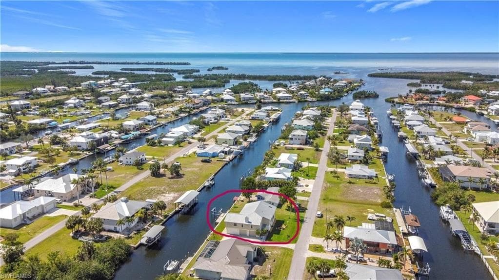 24313 Pirate Harbor BLVD PUNTA GORDA, FL 33955