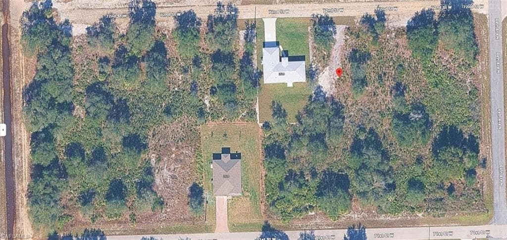 2517 72nd ST W LEHIGH ACRES, FL 33971