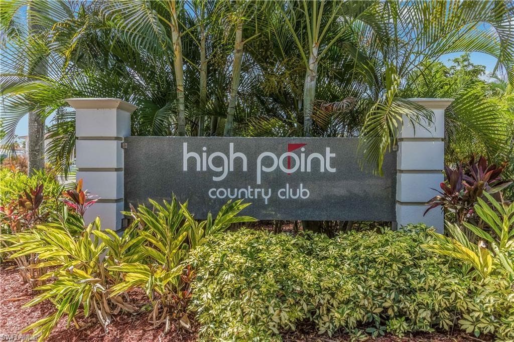 5 High Point CIR W 209 NAPLES, FL 34103