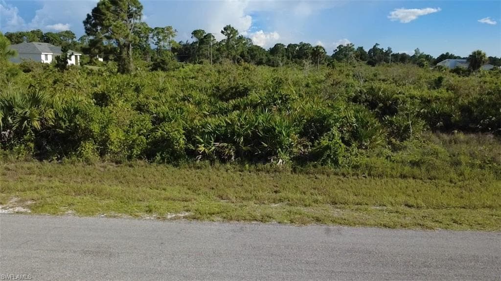 15 13th ST LEHIGH ACRES, FL 33972