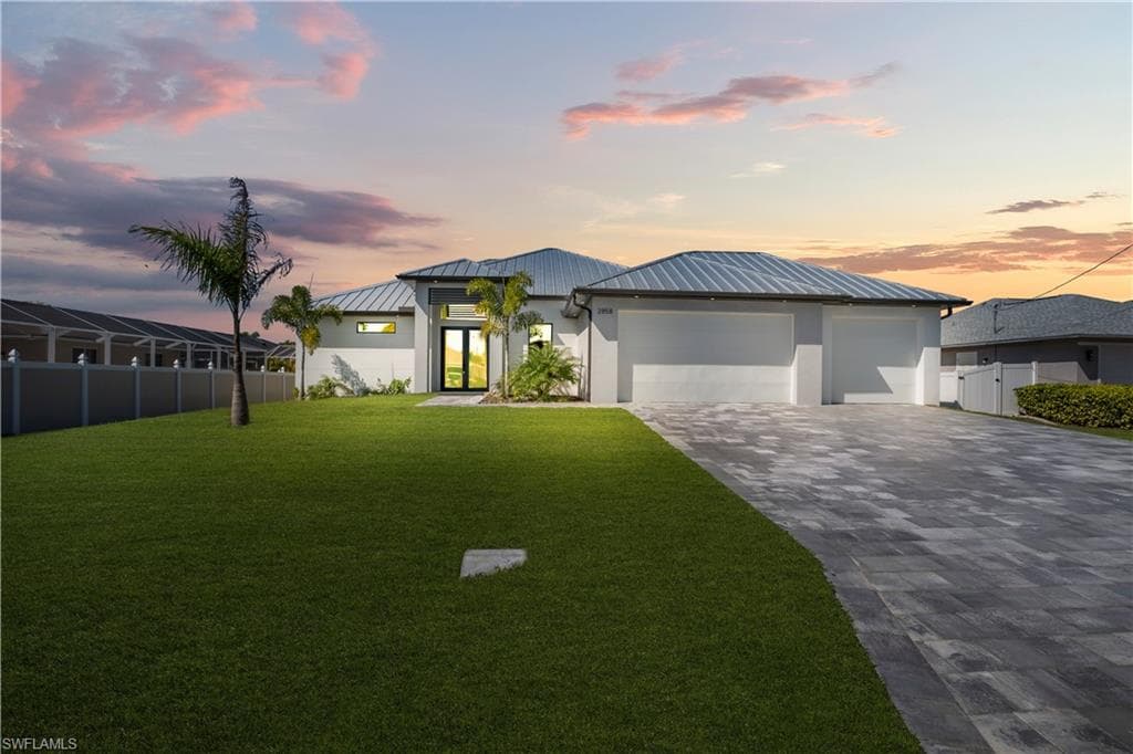 2858 SW 25th PL CAPE CORAL, FL 33914