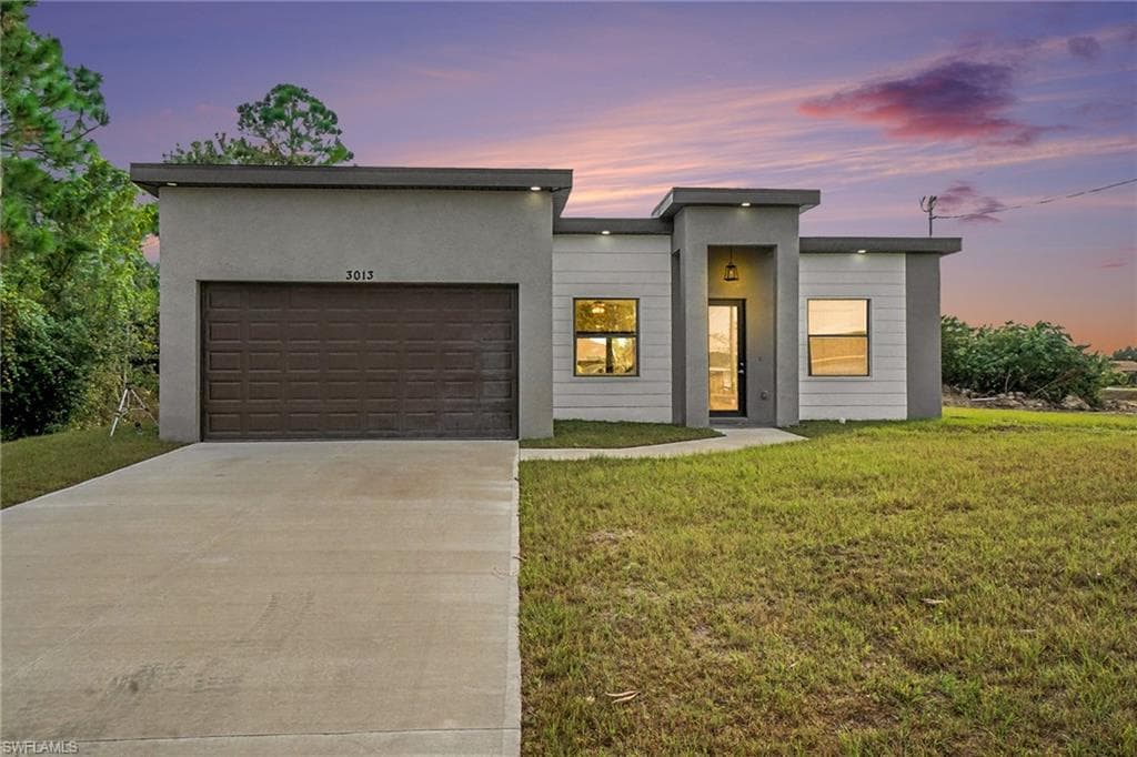 3013 4th ST SW LEHIGH ACRES, FL 33976