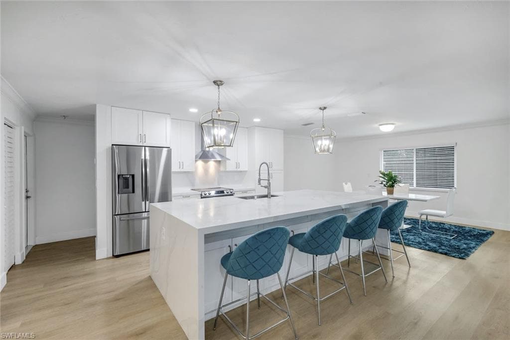 27153 Edenbridge CT BONITA SPRINGS, FL 34135