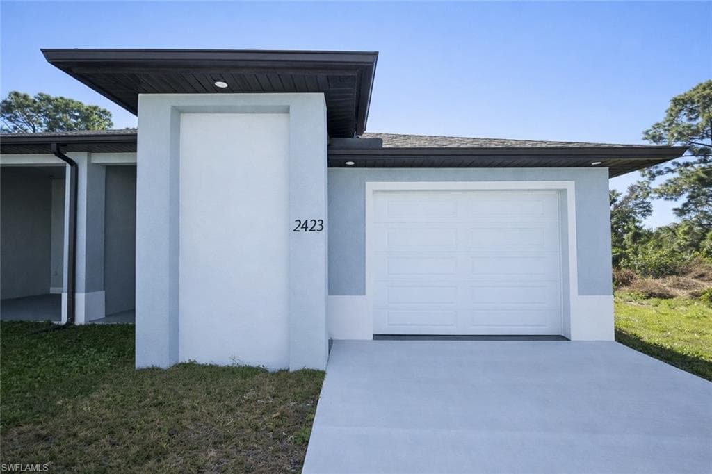 2423 Milton AVE S LEHIGH ACRES, FL 33973
