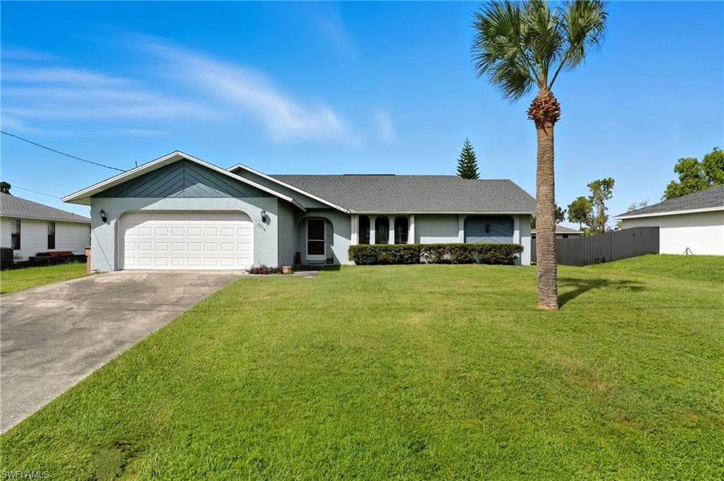 3218 Santa Barbara BLVD N CAPE CORAL, FL 33993