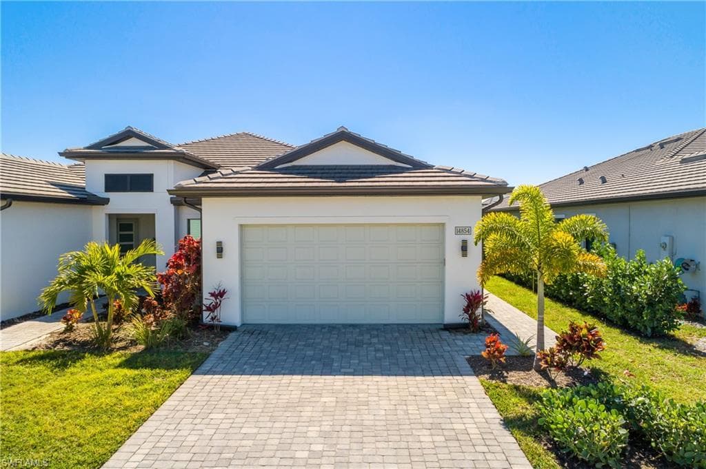 14854 Loggerhead DR NAPLES, FL 34120