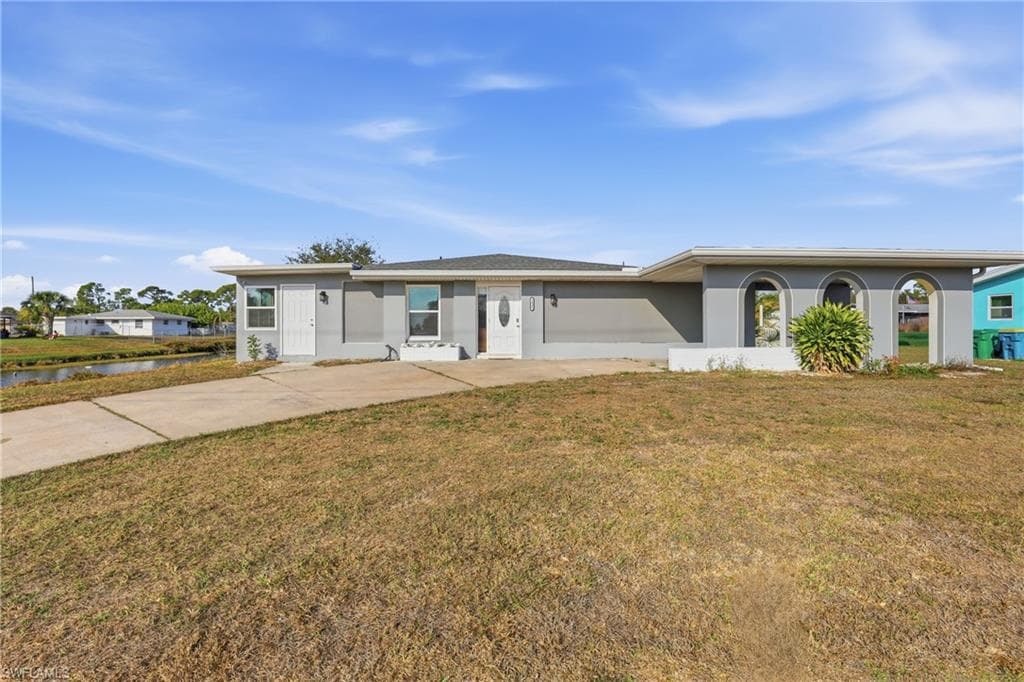 1621 Sheehan BLVD PORT CHARLOTTE, FL 33952