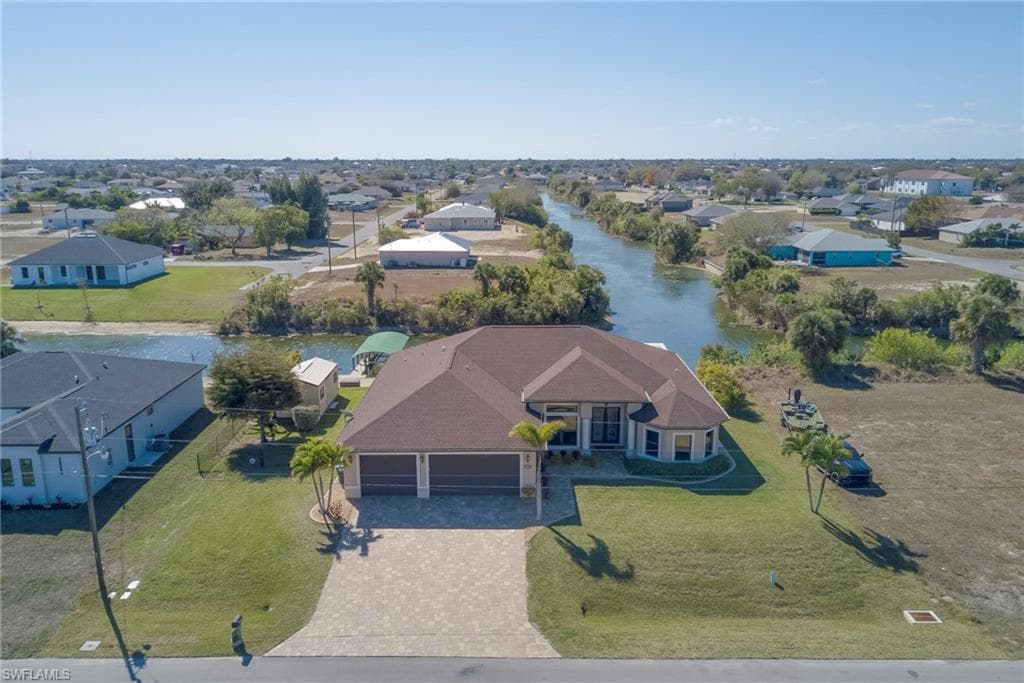 1316 20th ST CAPE CORAL, FL 33909
