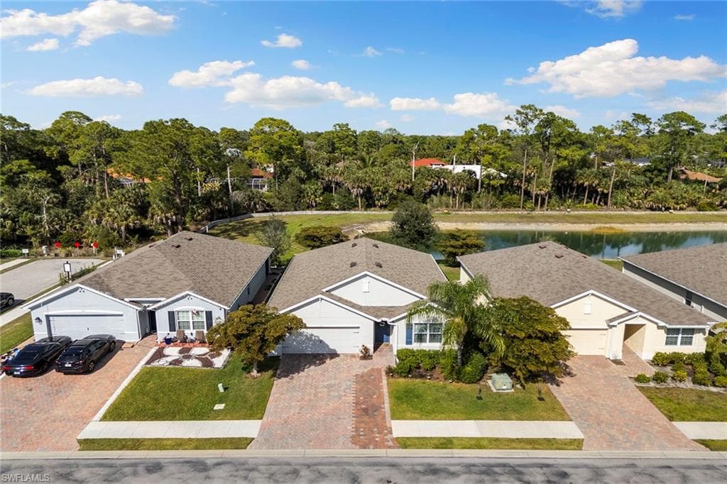 737 Hadley ST W NAPLES, FL 34104