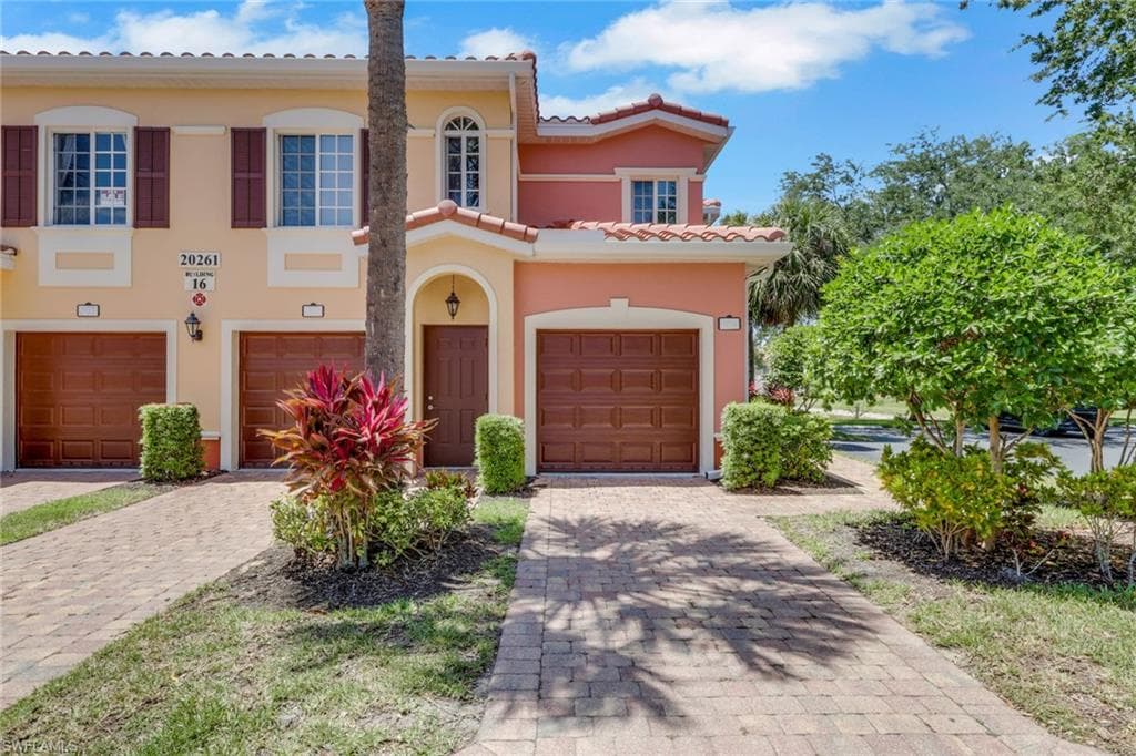 20261 Estero Gardens CIR 108 ESTERO, FL 33928