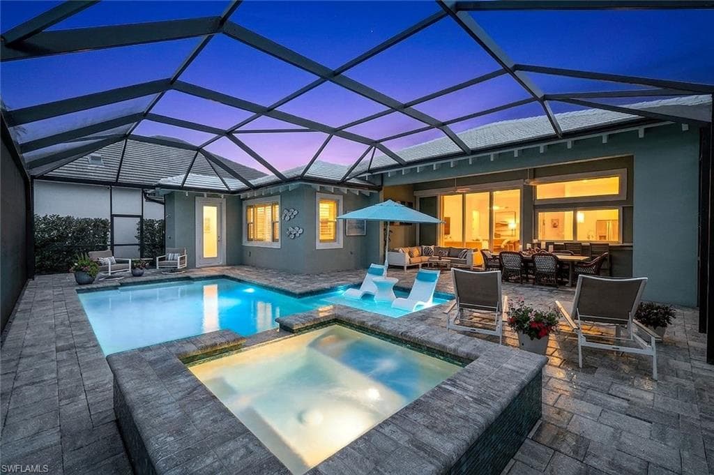 5715 Clarendon DR NAPLES, FL 34113