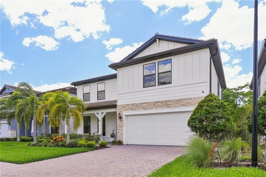 10395 Ventana LN NAPLES, FL 34120