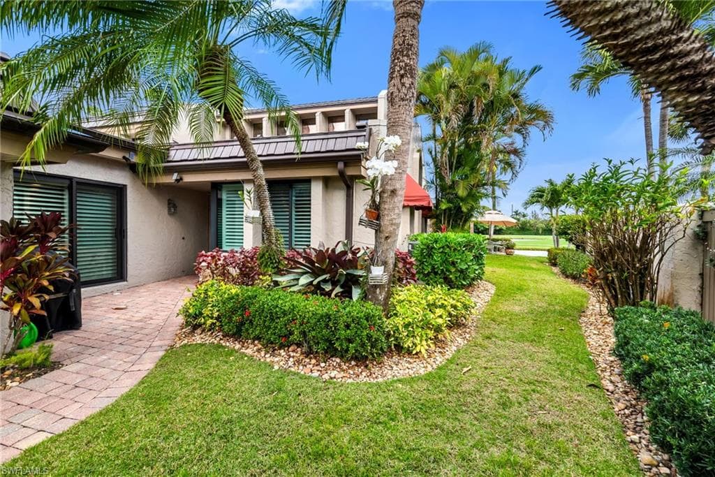 109 Bears Paw TRL NAPLES, FL 34105
