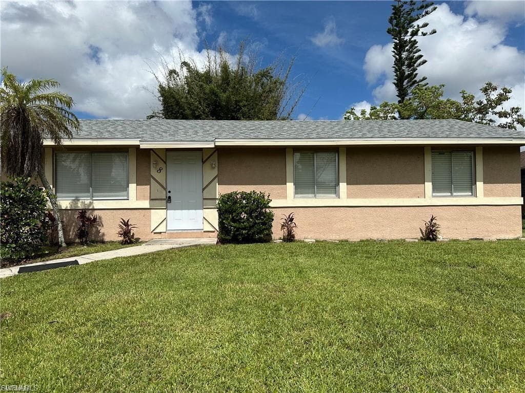 8 Roanoke DR FORT MYERS, FL 33905