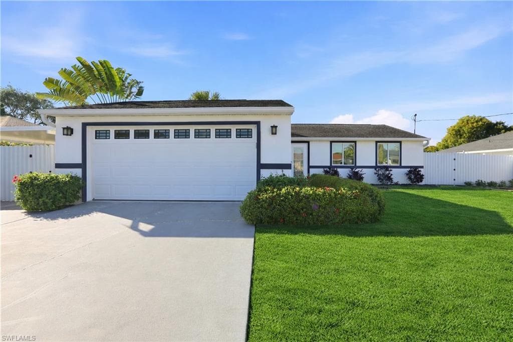 5242 32nd AVE SW NAPLES, FL 34116