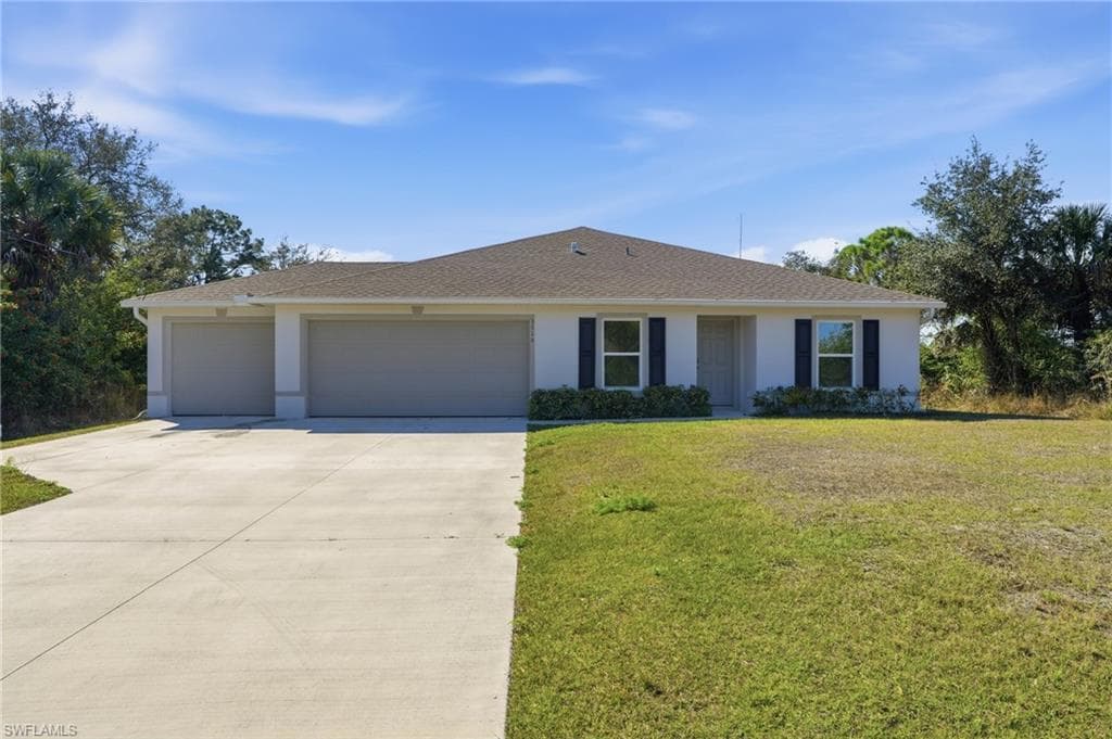3319 40th ST W LEHIGH ACRES, FL 33971