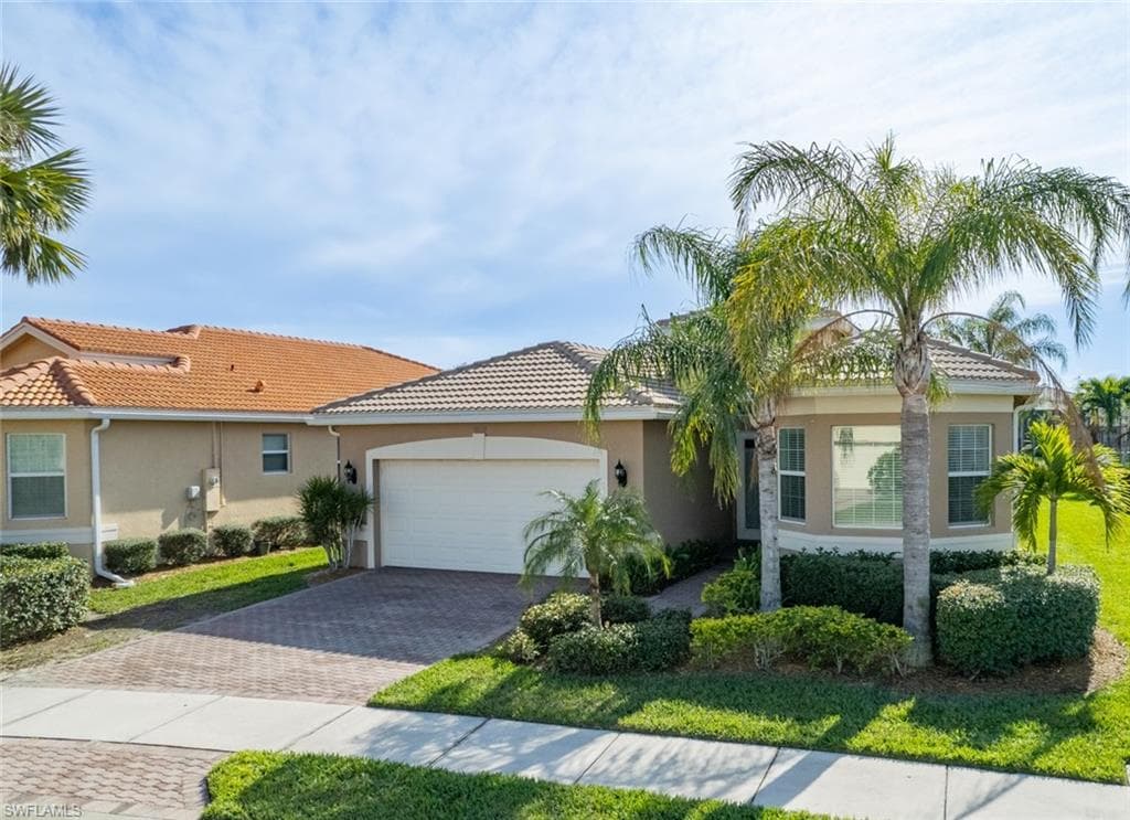 10091 Mimosa Silk DR FORT MYERS, FL 33913