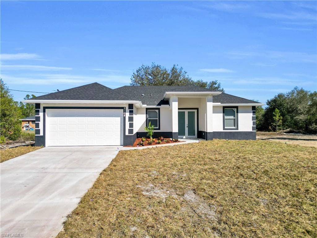 2104 Edward AVE ALVA, FL 33920
