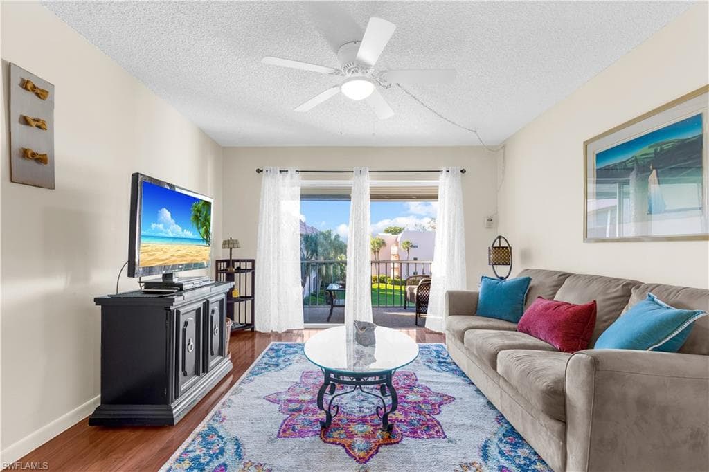 150 Turtle Lake CT 307 NAPLES, FL 34105