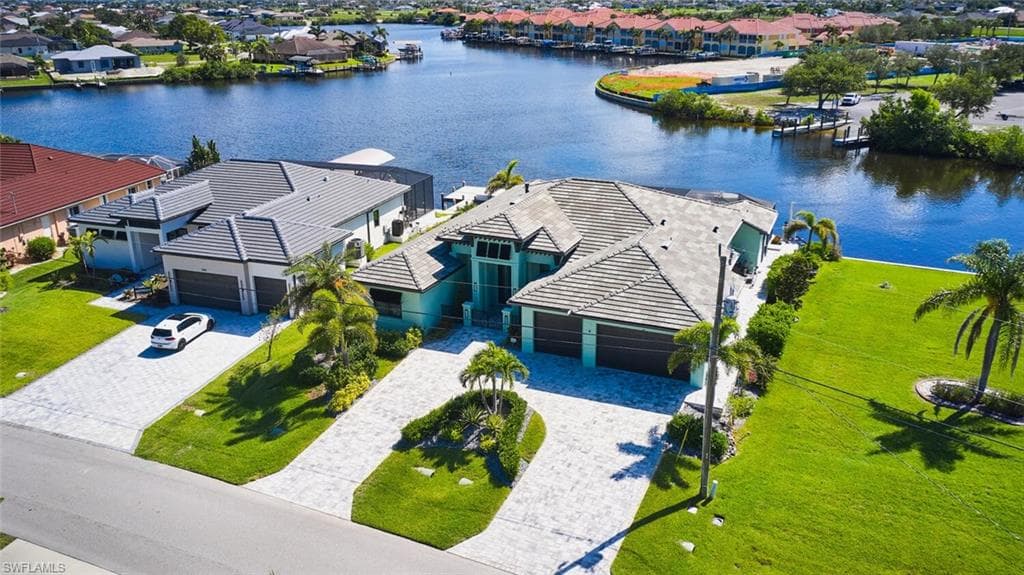 3309 SW 2nd LN CAPE CORAL, FL 33991