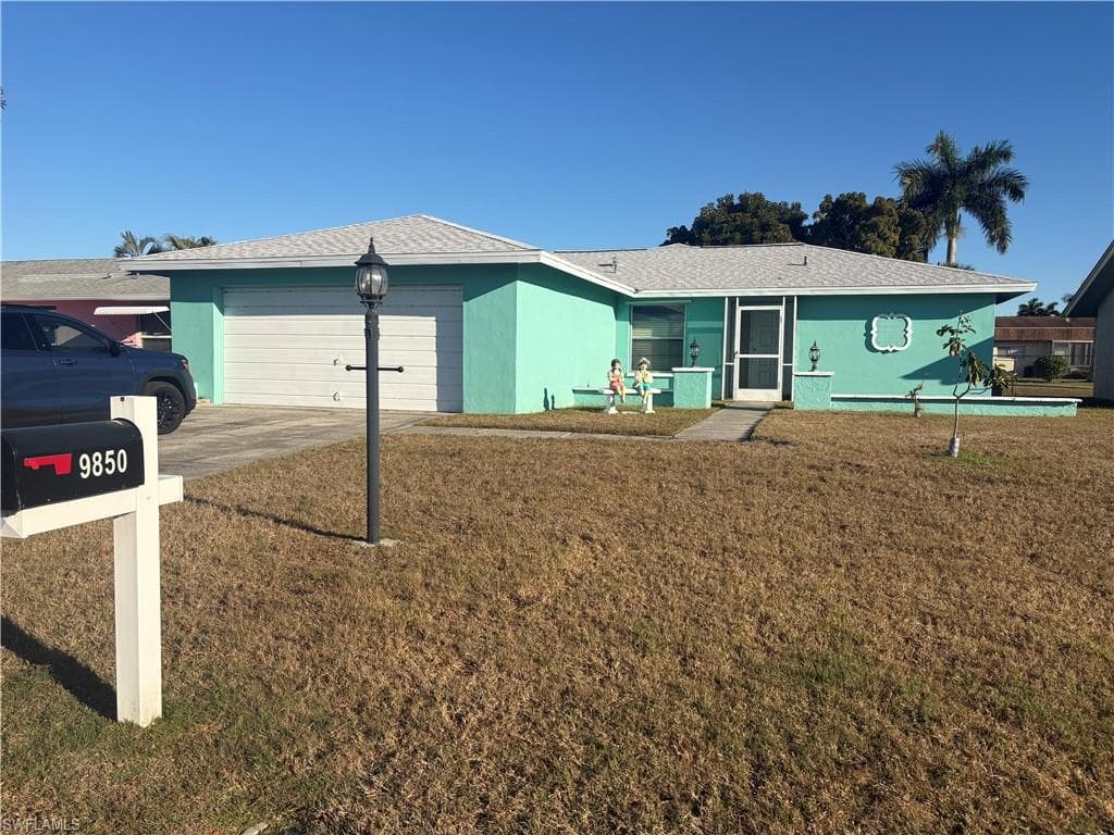 9850 Owlclover ST FORT MYERS, FL 33919