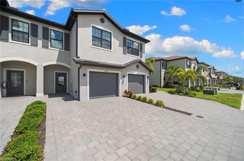 14228 Pine Lodge LN FORT MYERS, FL 33913