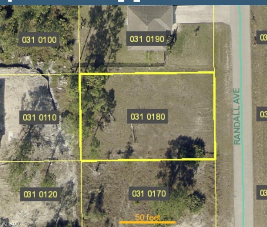 724 Randall AVE E LEHIGH ACRES, FL 33974