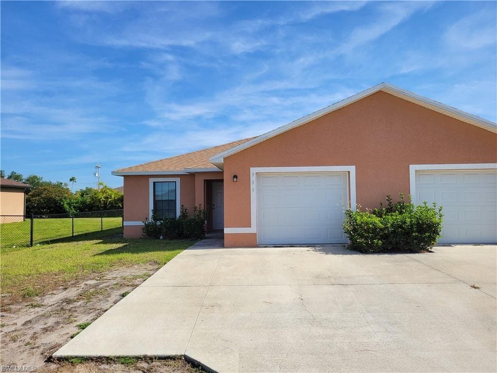 903 Mohawk PKWY CAPE CORAL, FL 33914