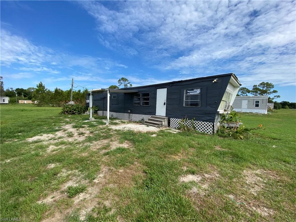 8086 Heck DR 6 NORTH FORT MYERS, FL 33917