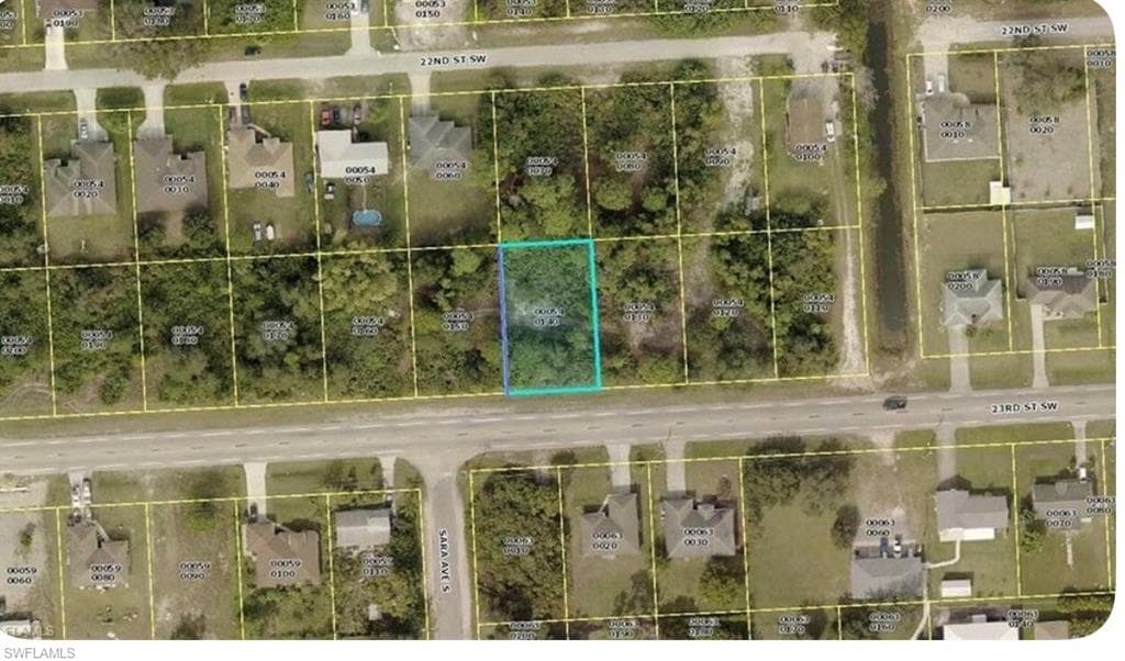 3318 23rd ST SW LEHIGH ACRES, FL 33976