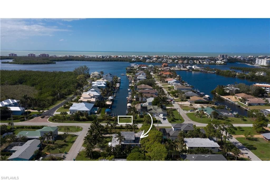 195 7th ST BONITA SPRINGS, FL 34134