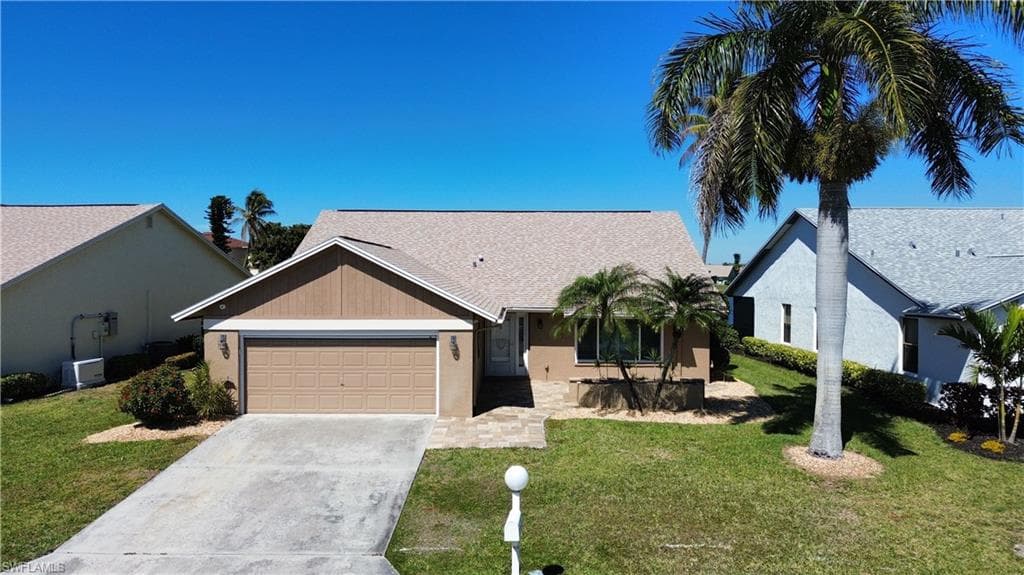 11660 Spinnaker WAY FORT MYERS, FL 33908
