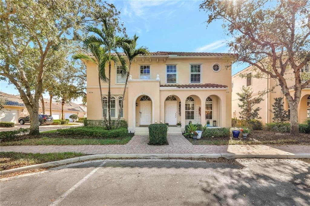 6210 Towncenter CIR NAPLES, FL 34119