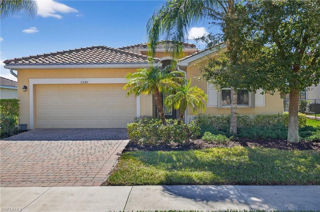 2548 Caslotti WAY CAPE CORAL, FL 33909