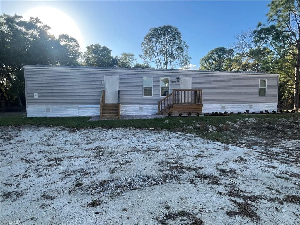 4850 Pioneer 16th ST CLEWISTON, FL 33440
