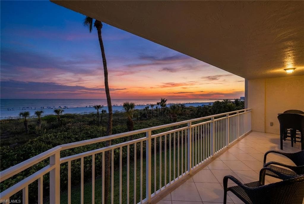 520 Collier BLVD 301 MARCO ISLAND, FL 34145