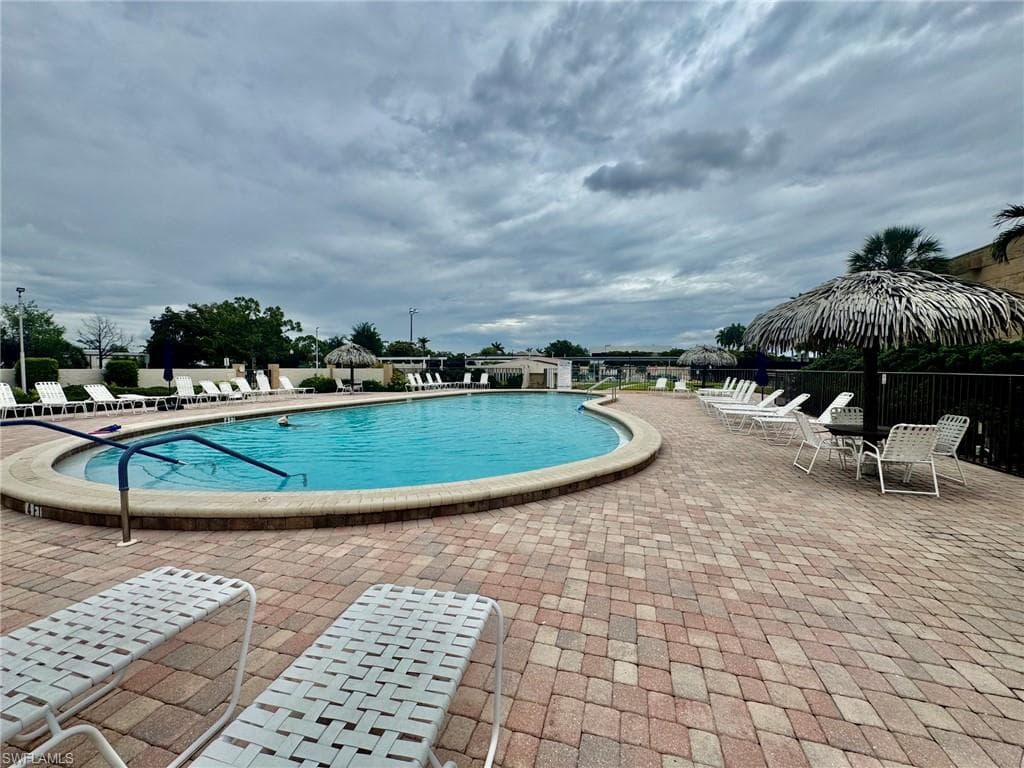 1724 Pine Valley DR 308 FORT MYERS, FL 33907