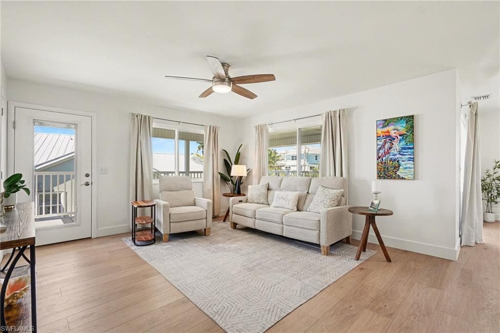 942 Prescott ST FORT MYERS BEACH, FL 33931