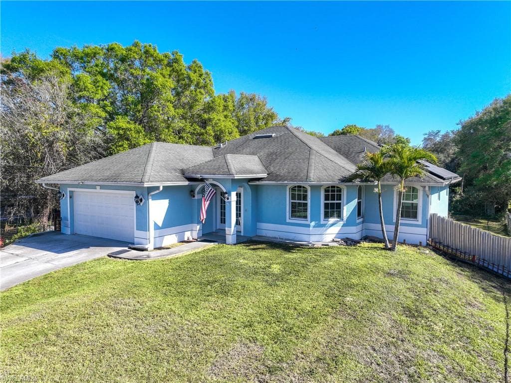 360 18th ST NE NAPLES, FL 34120