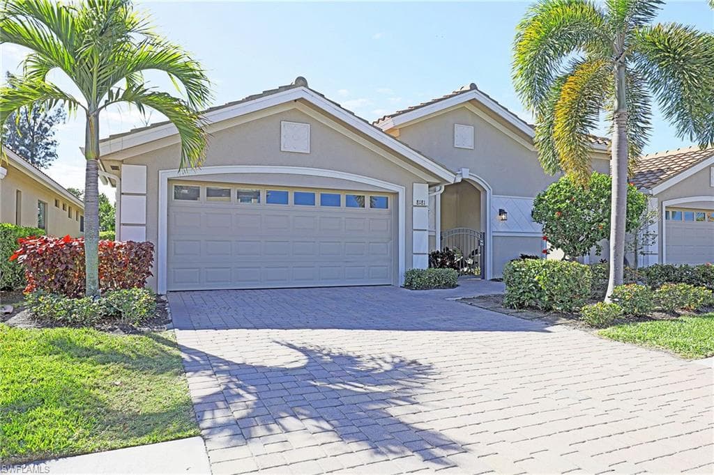 8181 Venetian Pointe DR FORT MYERS, FL 33908