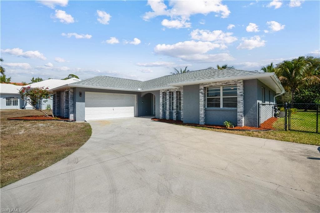 28405 Mango DR BONITA SPRINGS, FL 34134